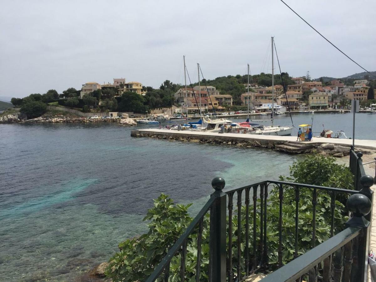 Appartamento Bayside House Kassiopi Esterno foto