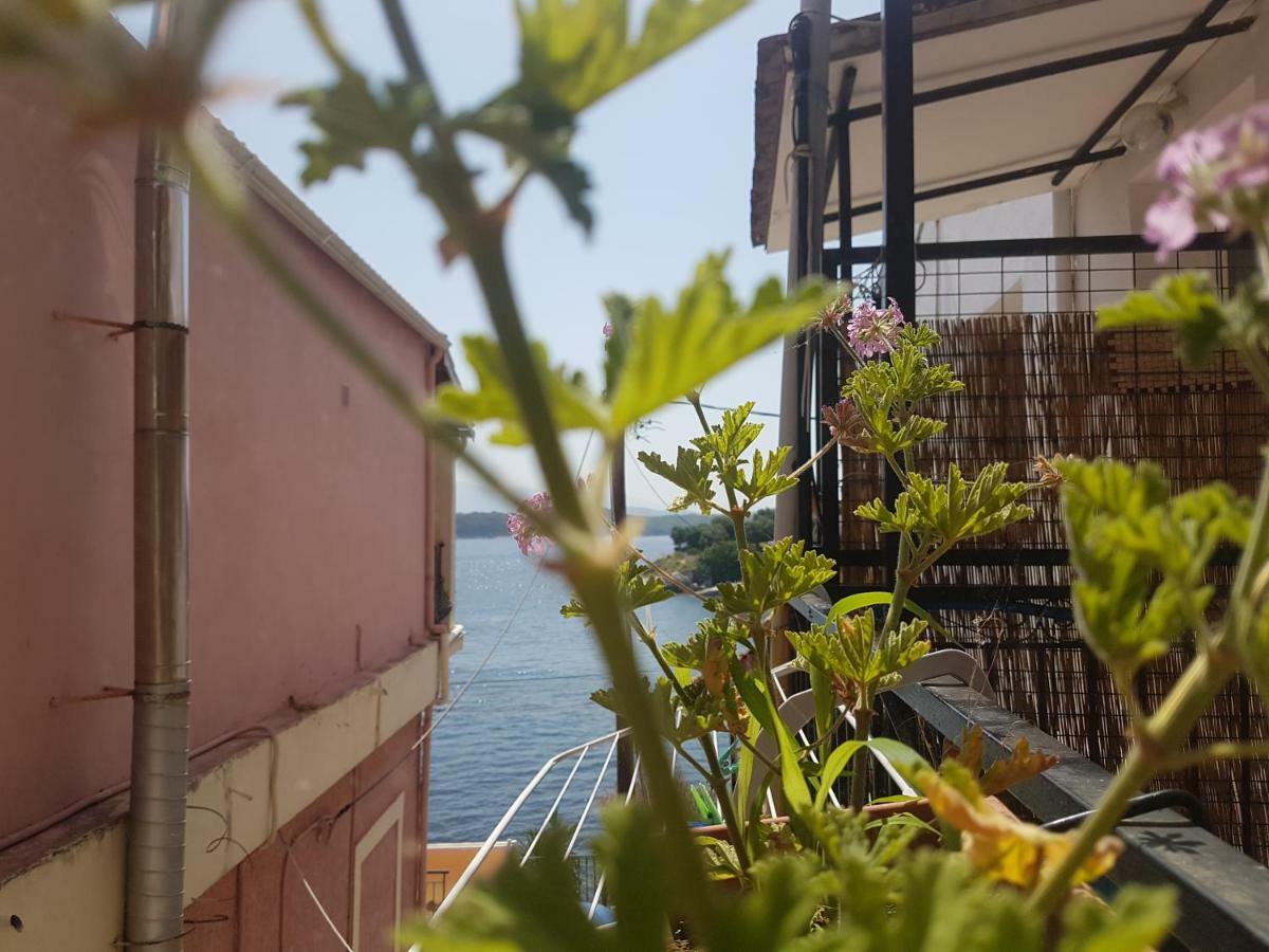Appartamento Bayside House Kassiopi Esterno foto